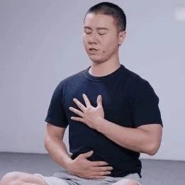 呼吸 | 练瑜伽千万不要忽视呼吸！8个呼吸技巧详解，让你轻松解锁高难体式 post thumbnail image